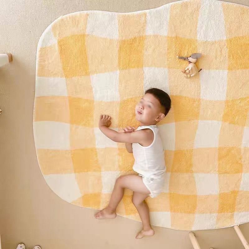 Yellow Check Rug Polyester Simple Rug Stain Resistant Rug for Home Decor