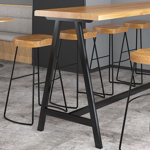 Light Brown Modern Style Bar Table in Solid Wood and Iron Cafe Bar Table, Only Table