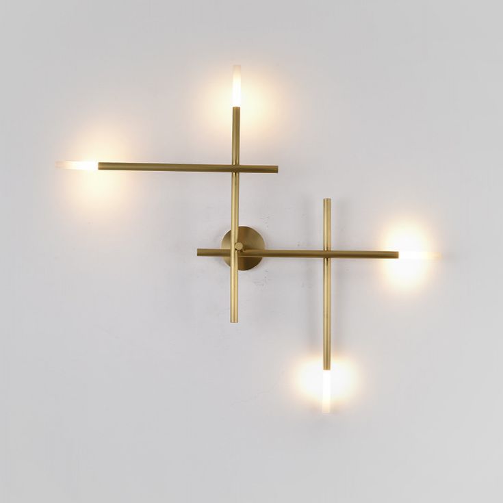 Modern Simplicity Wall Mounted Light Creative Crisscross in Gold Finish Sconce Light for Bedroom