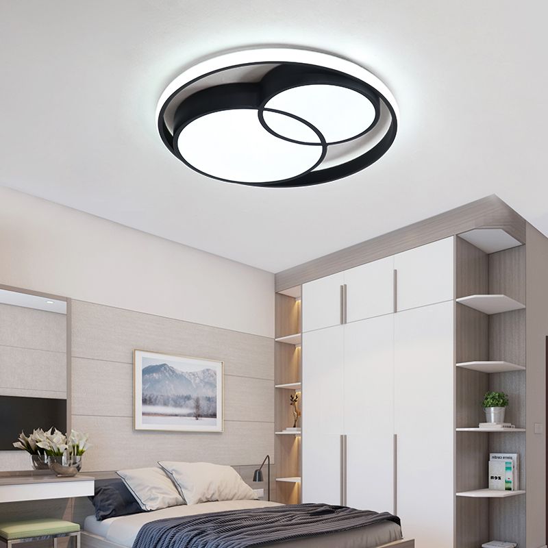 2 Crossed Circle Ceiling Flush Mount Modern Metal Black/White Integrated LED Bedroom Flush Mount Lighting in Warm/White