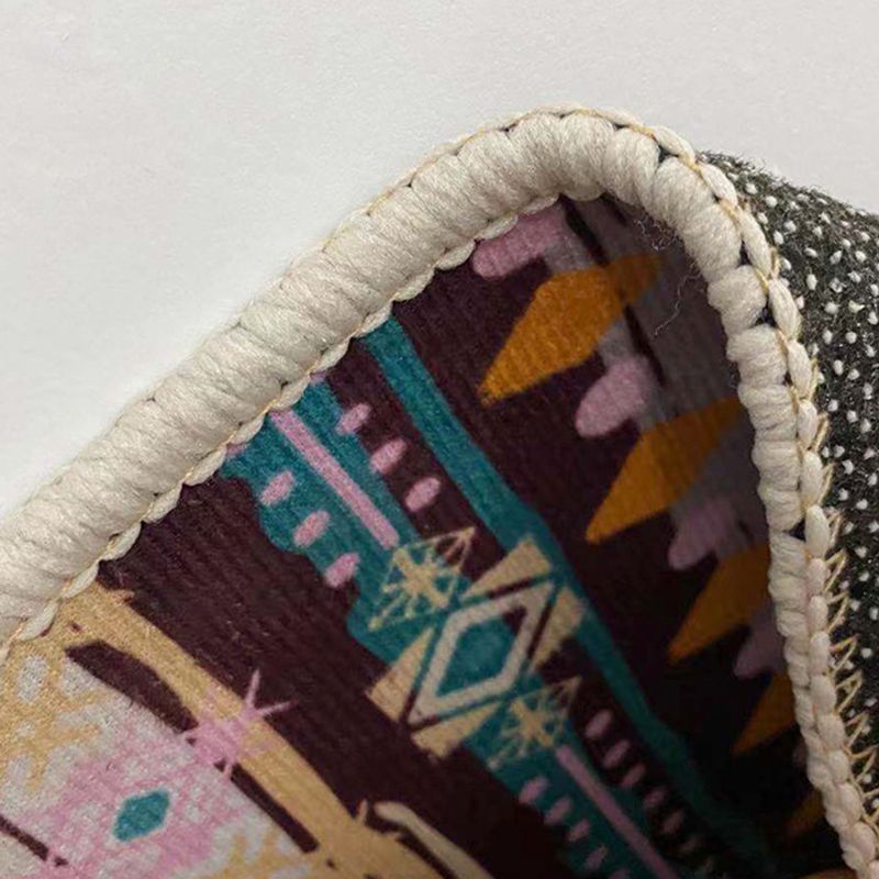 Light Grey Modern Rug Polyester Pattern Area Rug Non-Slip Backing Rug for Sitting Room