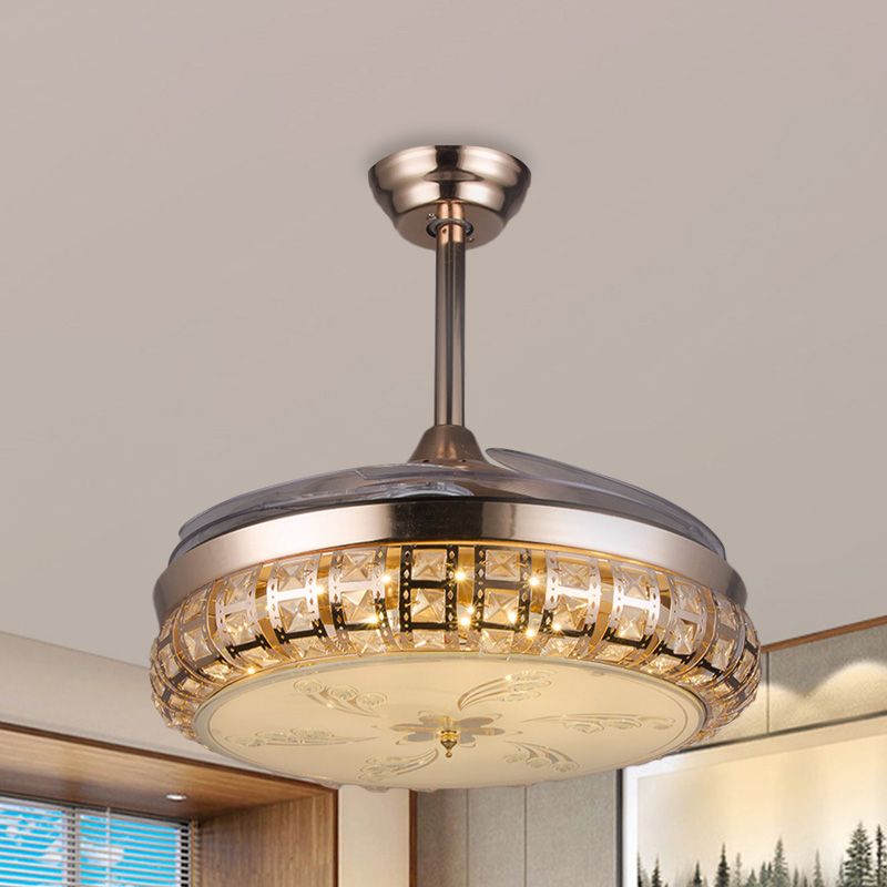 3 cuchillas LED LED LIGHTURE MODERNISMO Modernismo Acabado de oro Cristal Semi Flush Light, 42.5 pulgadas de ancho