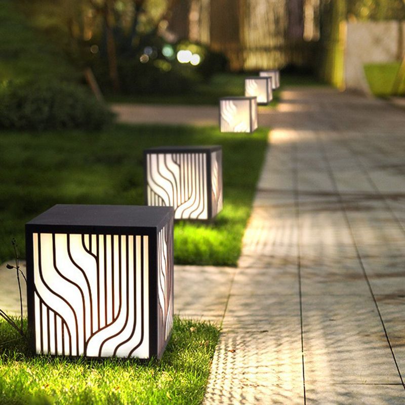 Black Waterproof Lights Outdoor Square Pillar Lamp for Garden
