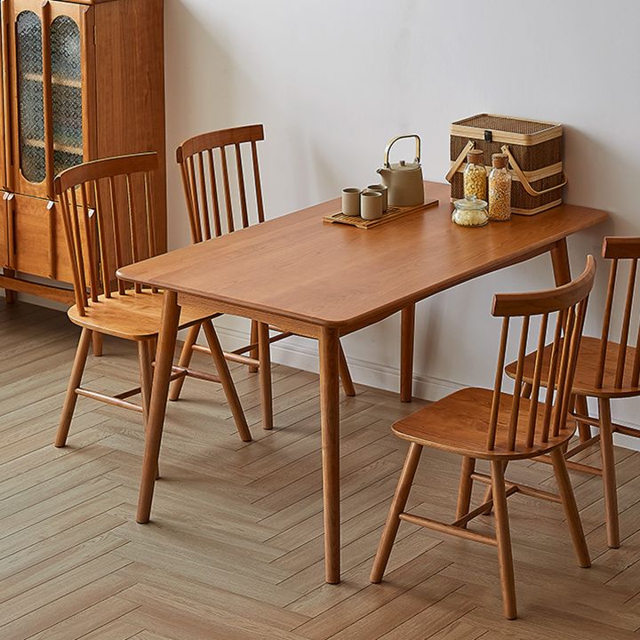 Traditional Luxury Rectangle Dining Table Solid Wood Table with 4 Legs for Dining Room