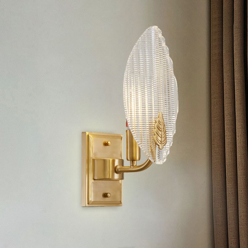 Brass 1/2-Bulb Sconce Light Vintage Clear Fluted Glass Leaf-Shaped Wall Lighting Idea