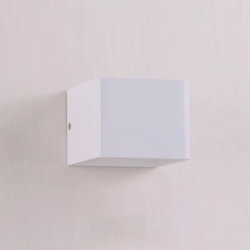 Wandleuchte minimalistische LED -Metallwand montiertes Licht montiert
