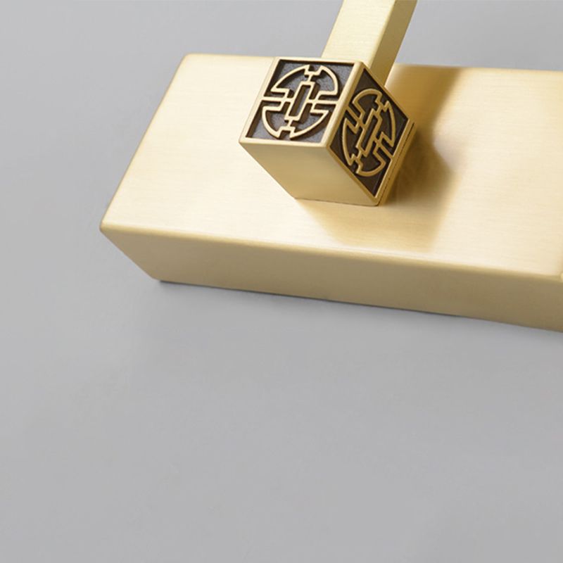 Linear Metallic Bar Vanity Light Contemporary Wall Mount Light in Gold/Black