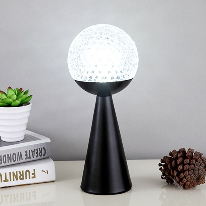 Lampada per palla da letto postmoderna e cono Night Acrilico Acrilico a bulbo singolo Luce