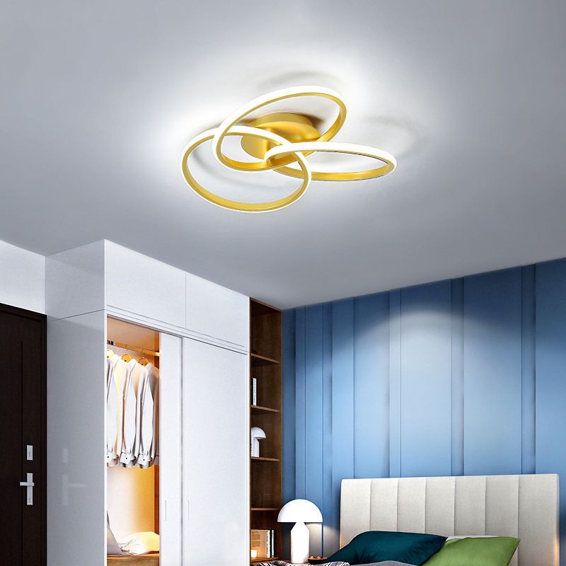 3-Lights Circular Semi Flush Mount Ceiling Lighting Fixture Modern Style Metal Flush Light