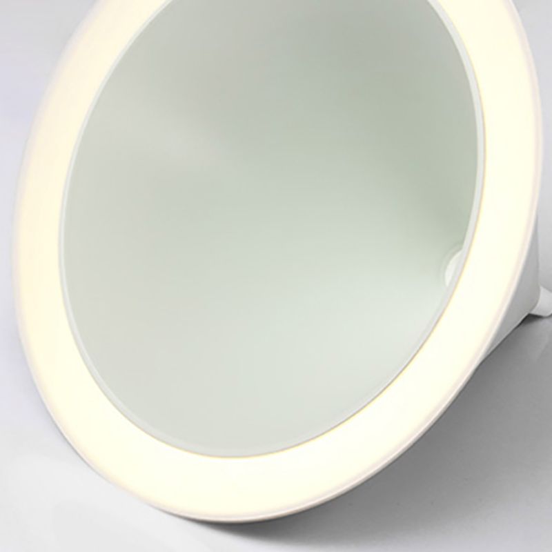 Pendard à LED en forme de cône métallique