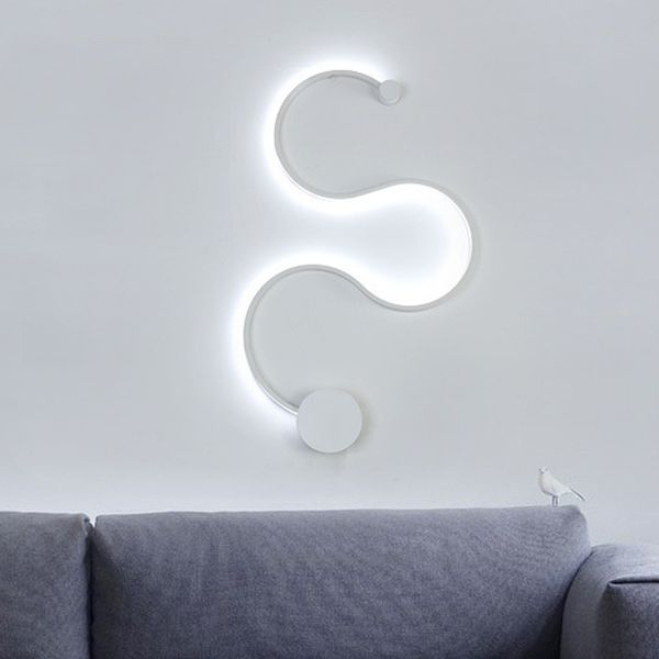 Simplicity Curvaceous Wall Sconce Light Living Room Background LED Wall Light