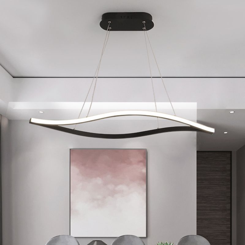 Leaf Shaped Aluminum Drop Pendant Simplicity Black/White LED Island Lamp in Warm/White Light, 31.5"/39" Wide