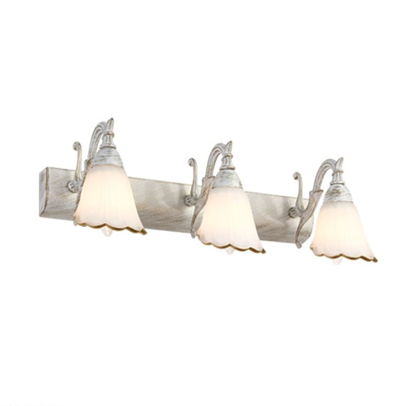 Distressed Design Bathroom Vanity Light 3-Light Traditional Wall Sconce with Shades