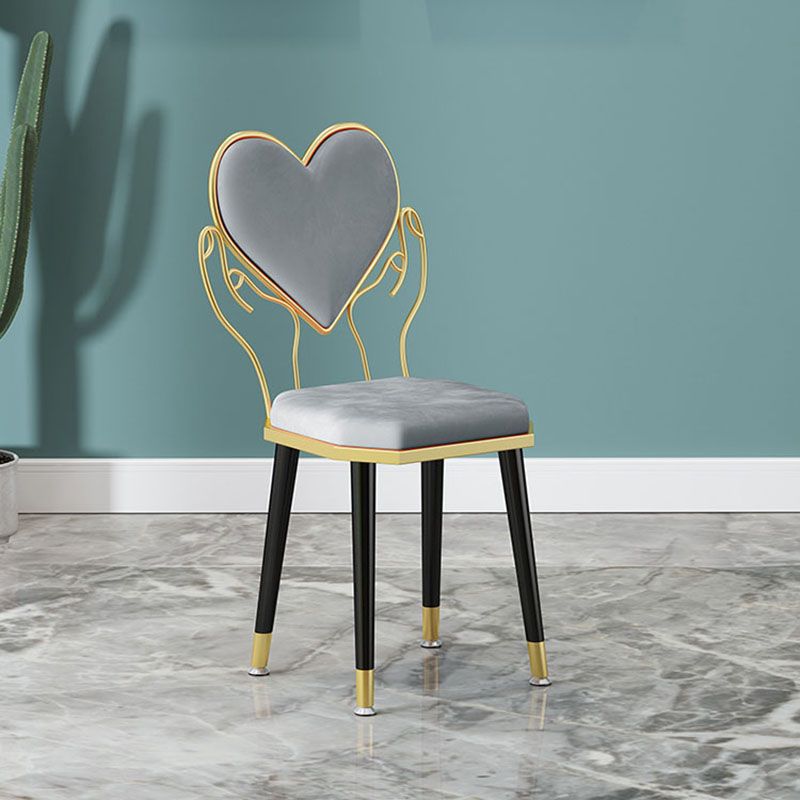 Sillas laterales de comedor con respaldo abierto de diseño escandinavo Sillas de comedor de tela