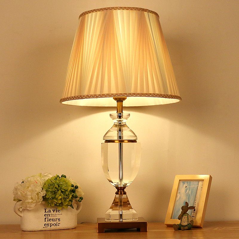 Lampe de nuit en tissu à tête unique, lampe de table de chevet conique blanche de campagne avec Base en cristal