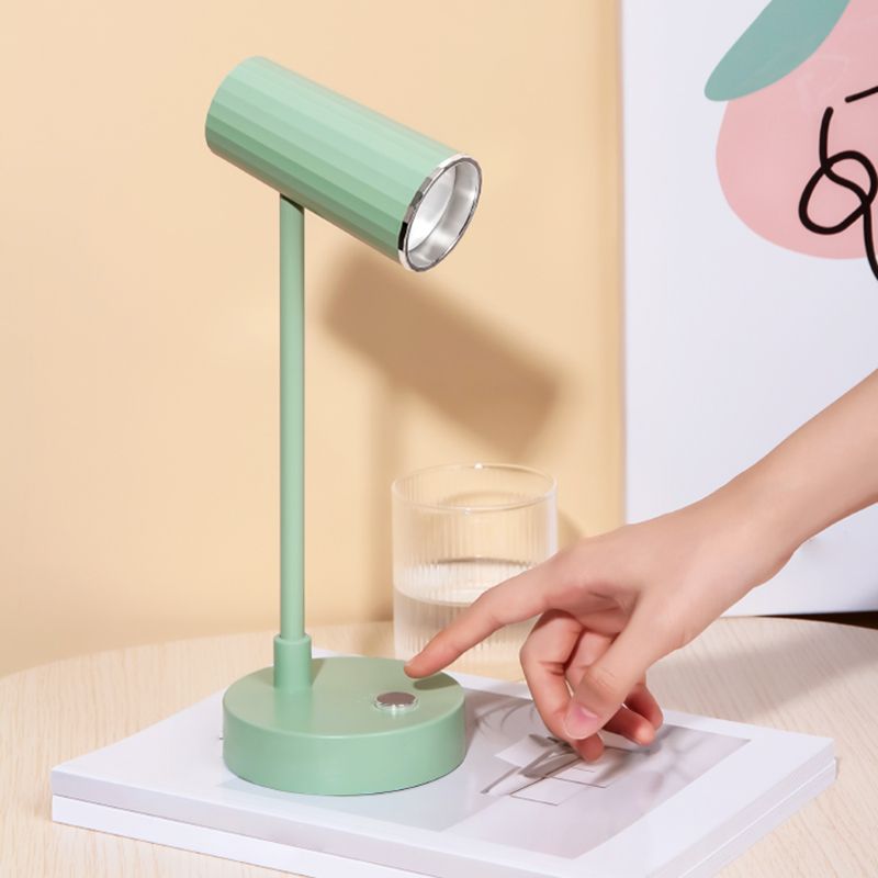 Lampada da tavolo tubolare ricaricabile Lampada da lettura a LED da comodino in plastica Macaron