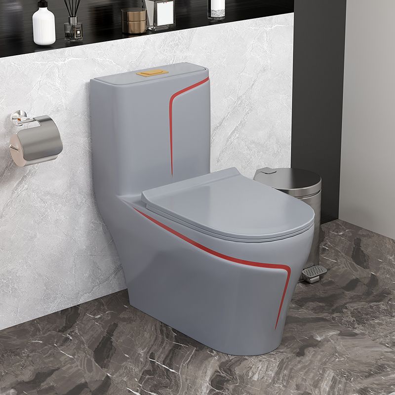 Traditional Flush Toilet Floor Mount One-Piece Toilet with Slow Close Seat