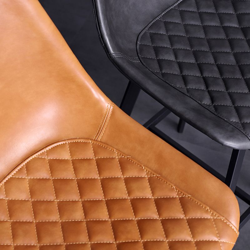 Taburete de bar con respaldo bajo de cuero envejecido, taburete alto industrial para interiores con asiento tipo cubo