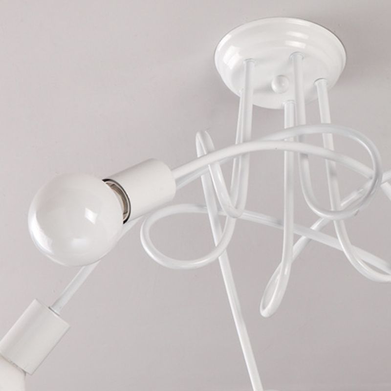 Plafond en fer forgé clair nordique pastoral rétro rétro à la tête créative de vêtements de vêtements de vêtements de restauration de cafés