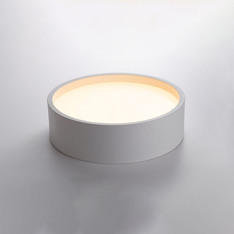 Round Shape LED Ceiling Lamp Modern Iron 1 Light Flush Mount for Balcony