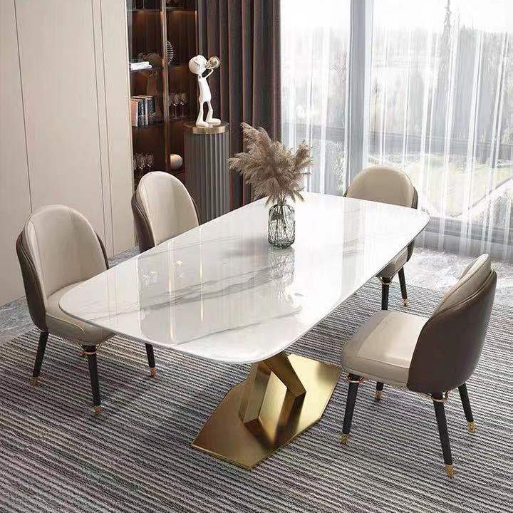 Metall traditionelle Luxus -Rechteck -Esstisch Sintered Stone Top Innentisch mit Sockelbasis