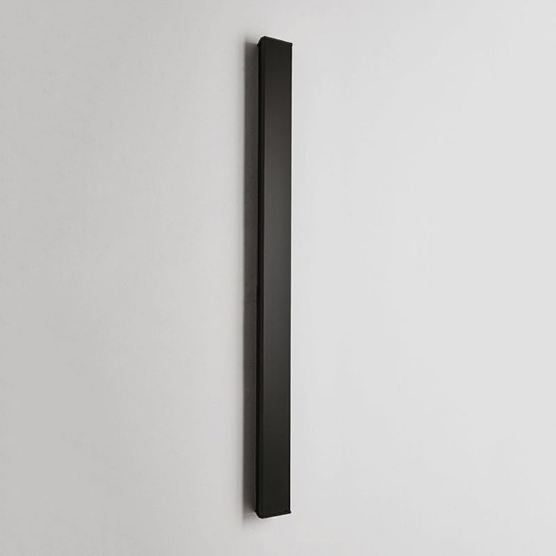 Metal Linear Shade Wall Sconce Modern Style 1- Light Wall Mount Light in Black