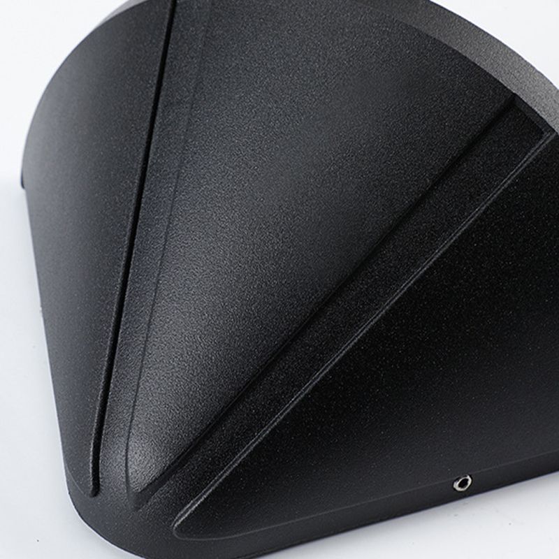 Cone Modern LED Wall Mount Aluminum Wall Light in Black / White