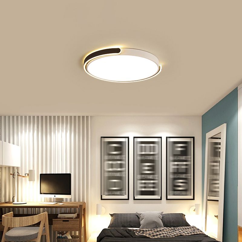 Modern Metal LED Flush Mount Circle Shape Ceiling Lamp with Acrylic Shade for Living Room