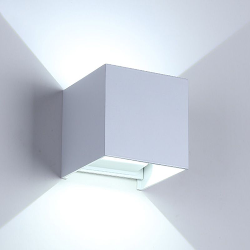 Moderner minimalistischer Stil nach oben und unten LED Wandleuchte Metal 2 Lichter Wandleuchten für Außenwand