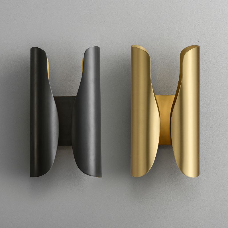 Modern Wall Sconce Geometric Shape Wall Light with Metal Shade for Study
