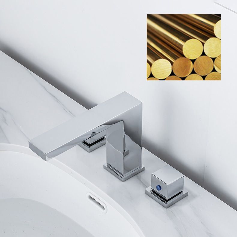 Metal Wide Spread Bathroom Faucet Modern Two-Handle Vanity Sink Faucet