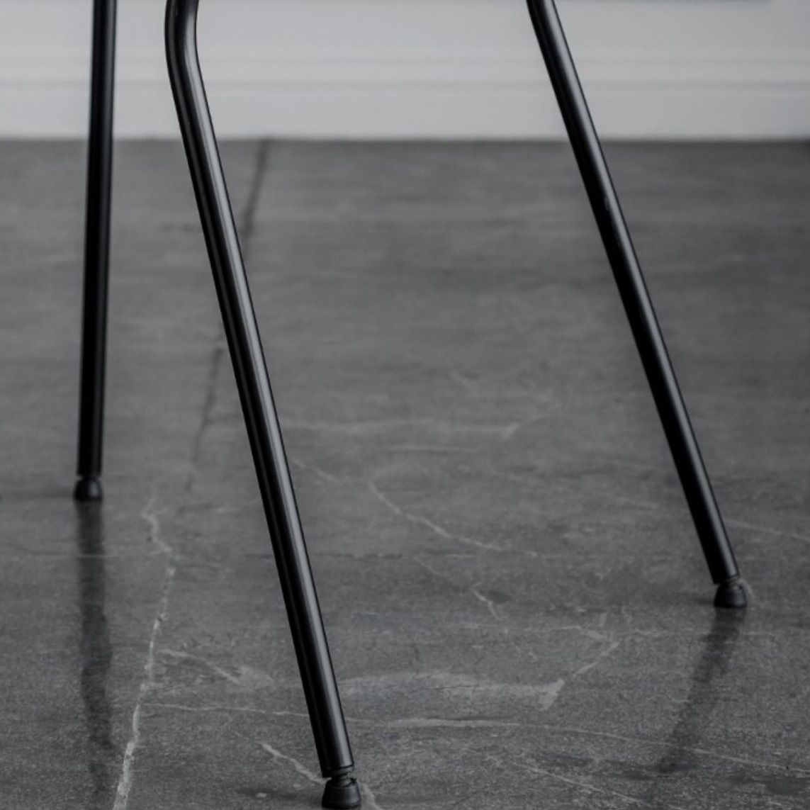 Industrial Style Patio Side Chair Open Back Armless Chair with Black Legs