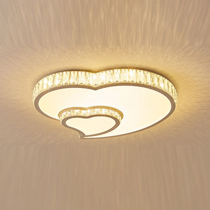 Lámpara de techo LED de estilo moderno cerca del accesorio de iluminación de techo con pantalla de cristal