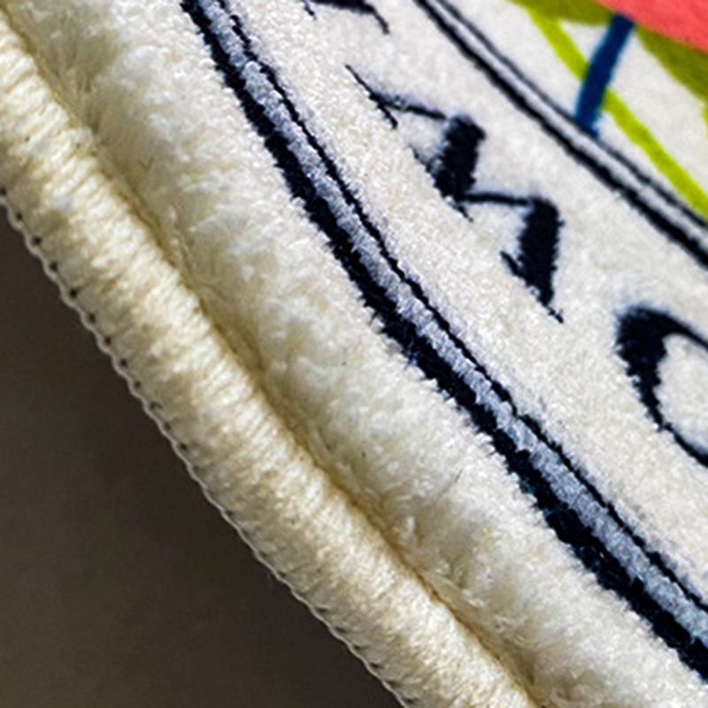 Modern Curve Lines Pattern Indoor Carpet Polyester Area Rug Washable Carpet for Home Decoration