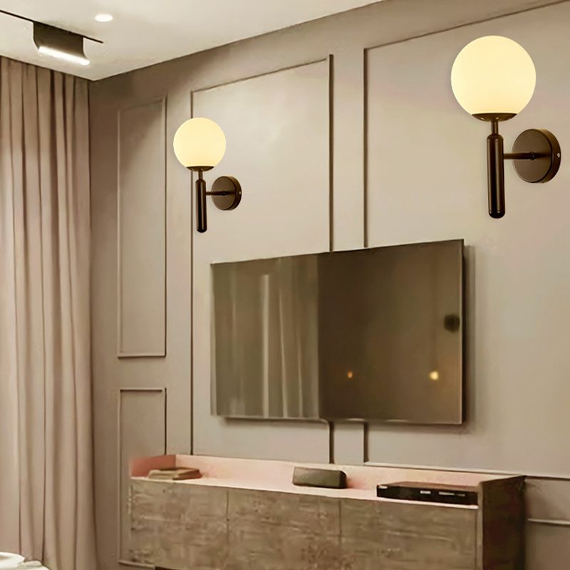 Kugelförmige Glaswandlampenvorrichtung moderne 1 Glühbirnen -Flur -Wandleuchten
