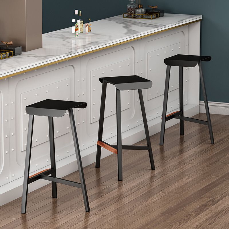 Modern Armless Backless Counter Stool Iron Cafe Bar Stool with Seat and Pedal