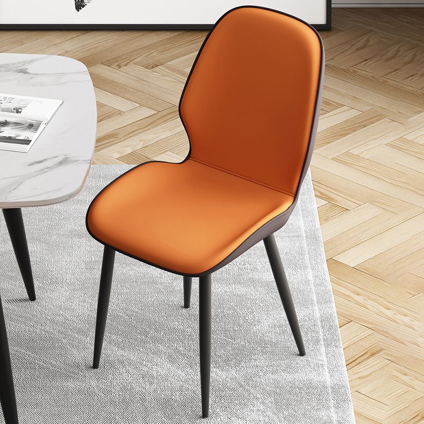 Silla lateral de cuero contemporánea para restaurante, acabado mate Parsons, silla de comedor