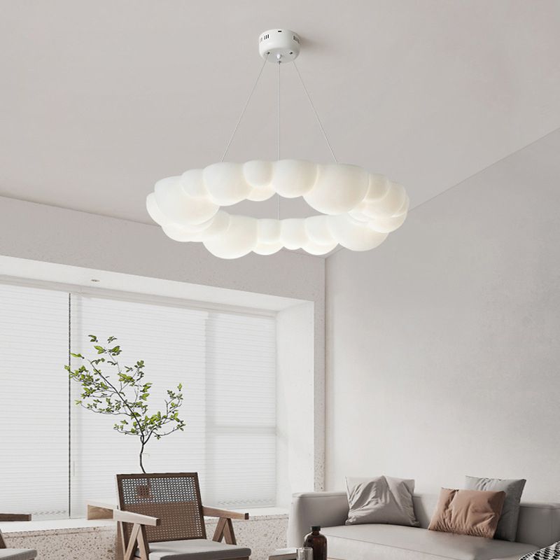 Circle Metal Ceiling Hanging Light Nordic Style LED White Ceiling Pendant Light