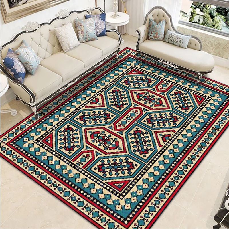 Rose Red Olden Carpet Polyester Graphic Carpet Stain Resistant Carpet for Home Decoration