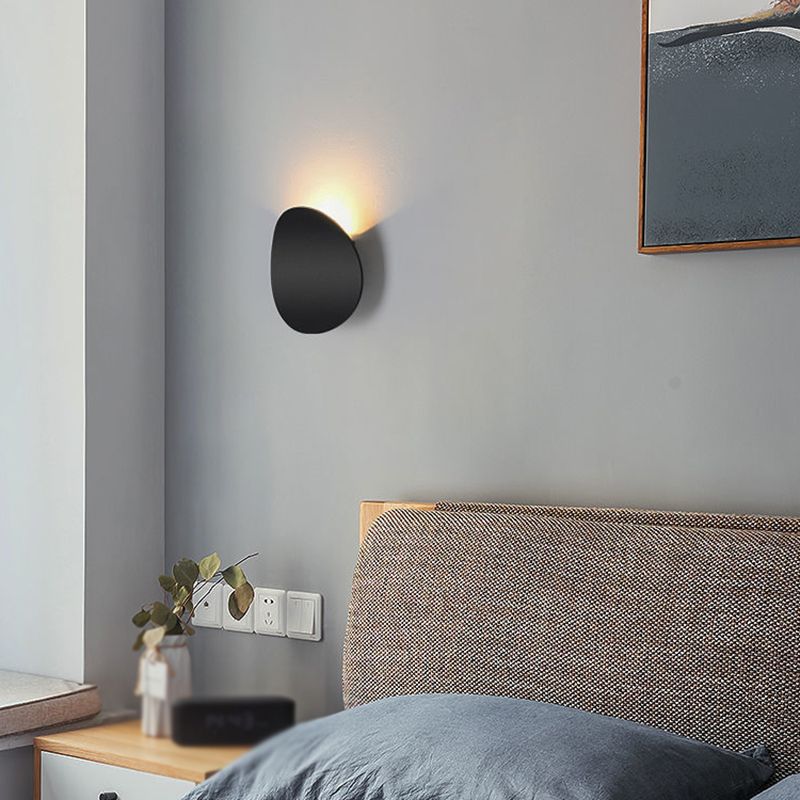 Modern Style Wall Lamp LED Wall Mount Lamp with Aluminum Shade for Home