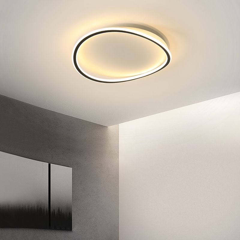 Black Flush Mount Ceiling Lighting Fixture Minimalist LED Metal Flush Mount Lighting