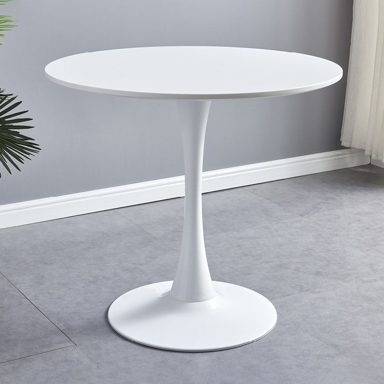 Round Modern Style Solid Wood Dining Table Dining Furniture with Tulip Base