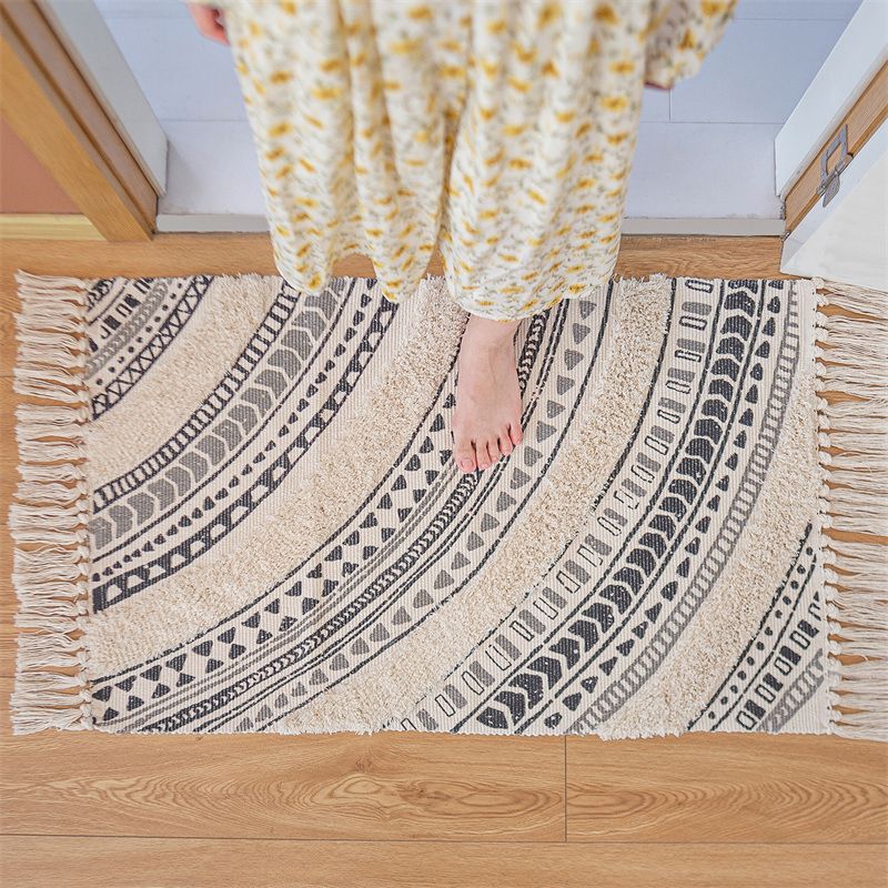 Tapis de motif americana jaune polyester le tapis de frange bohème de la zone de frange pour décoration intérieure