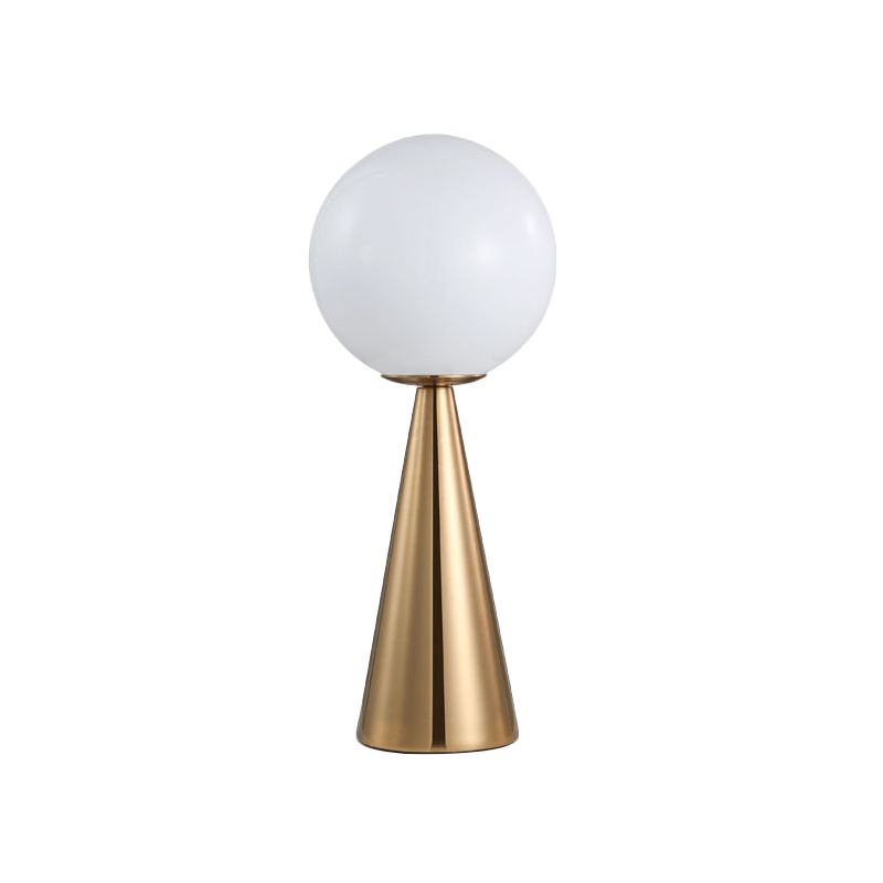 Gouden sferische nachttafelverlichting eigentijdse 1-head metalen nachtkastje lamp met roomglasschaduw