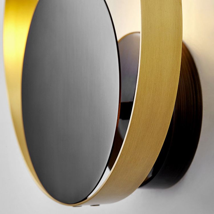 Black and Gold Single Wall Lamp in Modern Simplicity Copper Circular Wall Light for Interior Spaces
