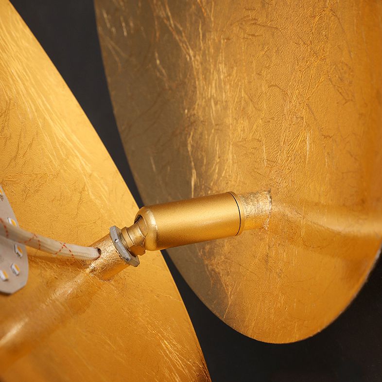 Metal LED Rotatable Wall Sconce in Modern Creative Style Gold Foil Circular Wall Lamp for Bedroom