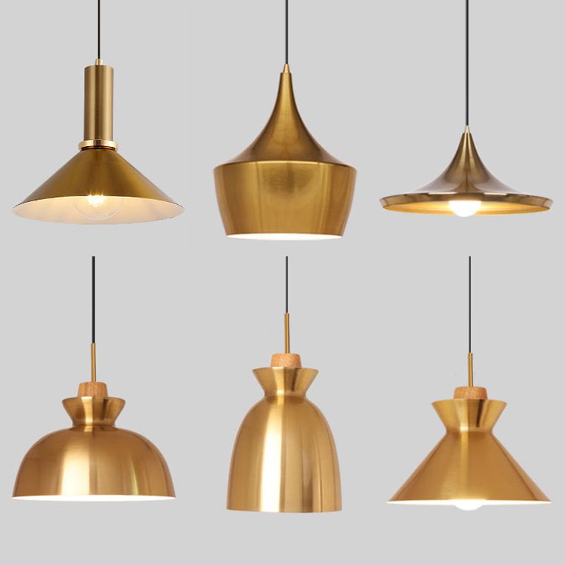 Gouden gearceerde hanglampverlichtingsarmatuur moderne stijl metalen hangend plafondlicht voor eetkamer