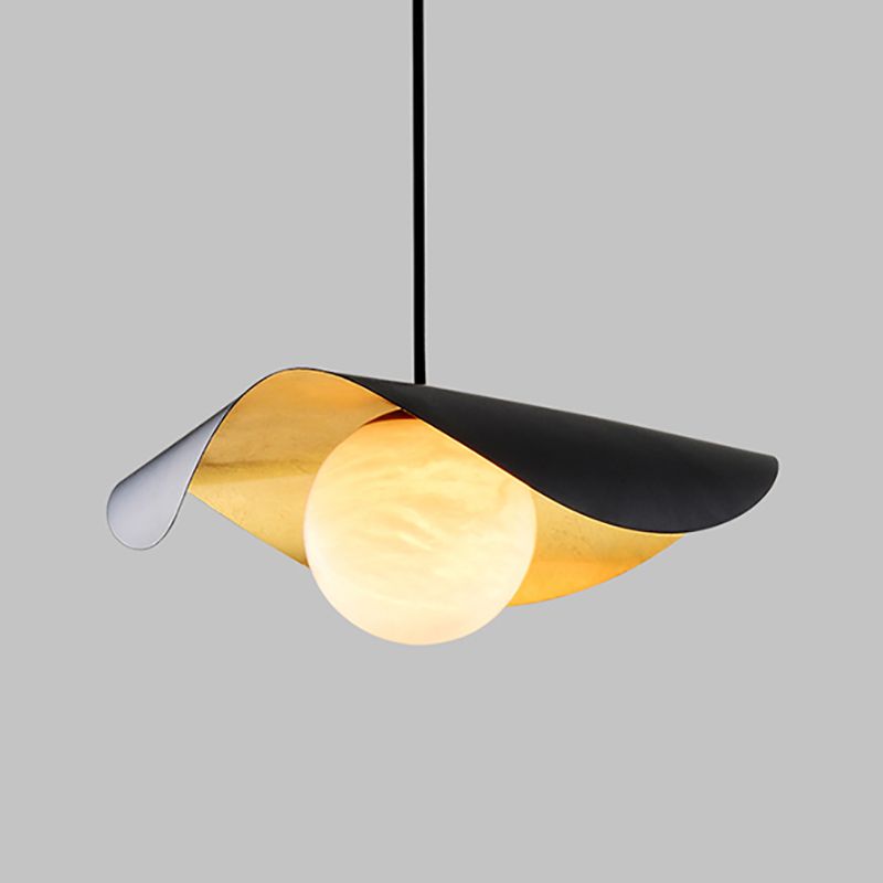 Éclairage de suspension en forme de feuille de lotus postmoderne Métal 1-Light Dining Room Hanging Light