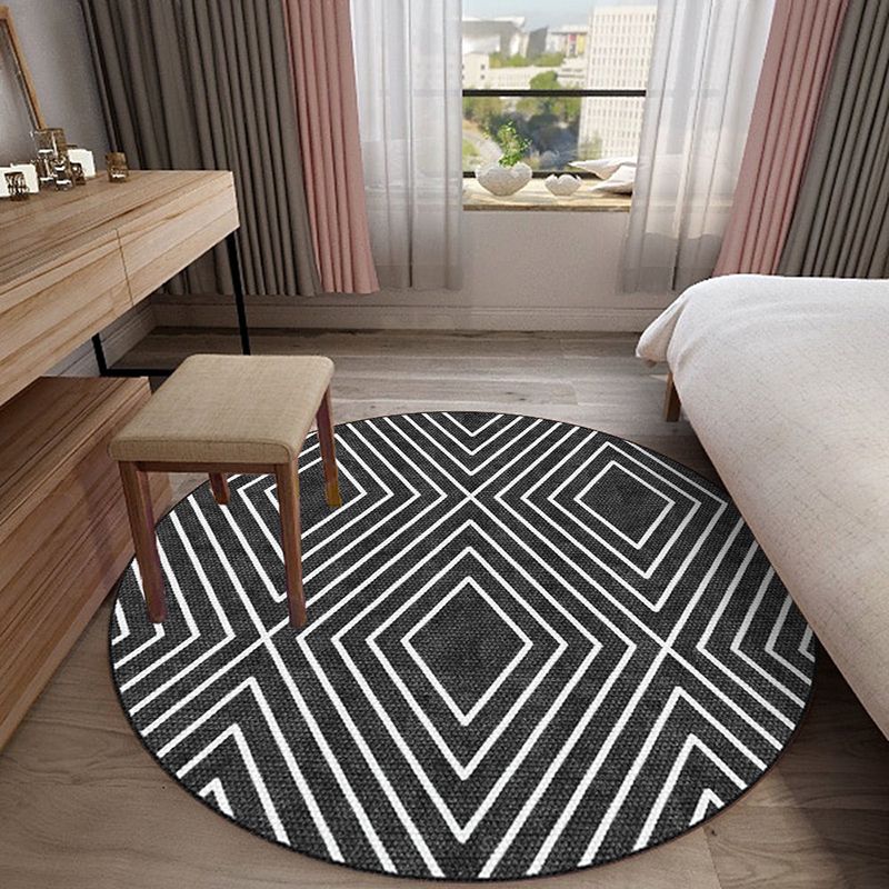 Black Diamond Rug Polyster Simple Rug Washable Rug for Living Room