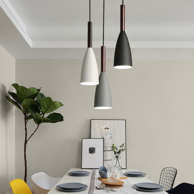 Pendant multi-lumière à teinte conique à 3 légers, luminaire de plafond multi-pendentif en métal minimaliste